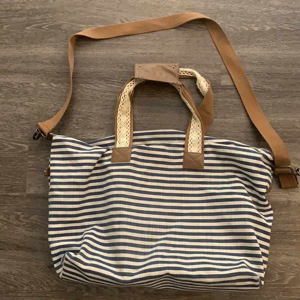 Roomy beach bag